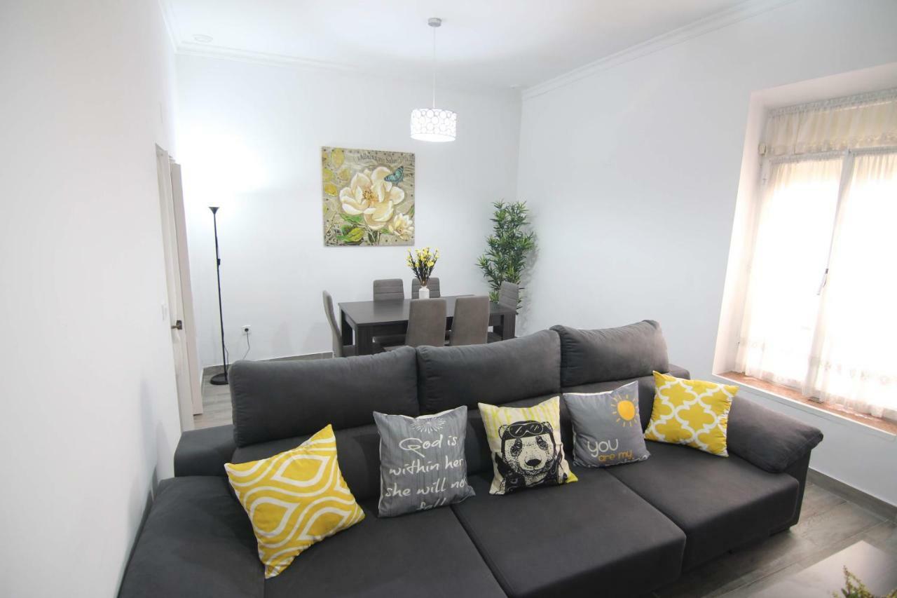 Apartamento LA BENDICIÓN DE MANUELA Appartamento Cadice Esterno foto