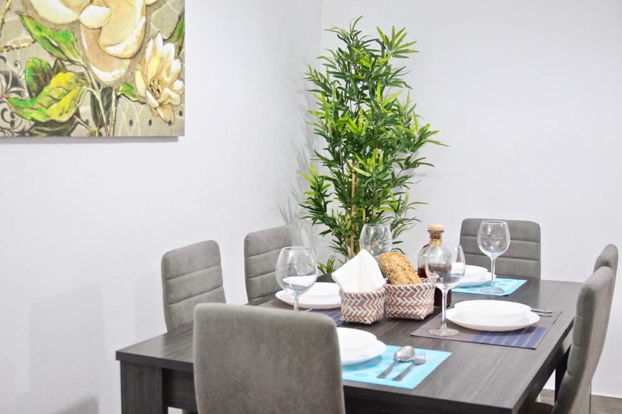 Apartamento LA BENDICIÓN DE MANUELA Appartamento Cadice Esterno foto